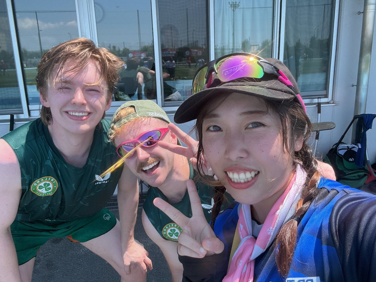 mu_0820's tweet photo. https://t.co/rvzw3hDiTD Worldcupベスト16入りしました(*^^*)
これから中級リーグです!!
去年優勝国のアイルランドチームの人と仲良し🥰
#YOUFO #youfoworldcup https://t.co/UV6AOHlaAn