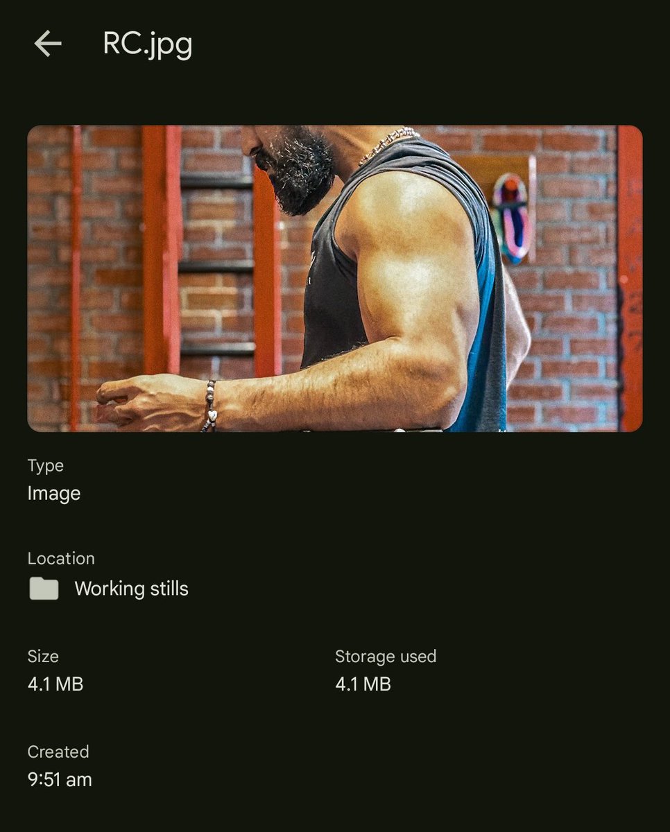 RC Wallpapers 📸 (@rc_wallpapers) on Twitter photo Man Of Masses <a href="/AlwaysRamCharan/">Ram Charan</a> 😎🔥
#PEDDI #ManOfMassesRamCharan
UHQ 📸 Drive Link 🔗drive.google.com/file/d/14zhyVQ… Man Of Masses <a href="/AlwaysRamCharan/">Ram Charan</a> 😎🔥
#PEDDI #ManOfMassesRamCharan
UHQ 📸 Drive Link 🔗drive.google.com/file/d/14zhyVQ…