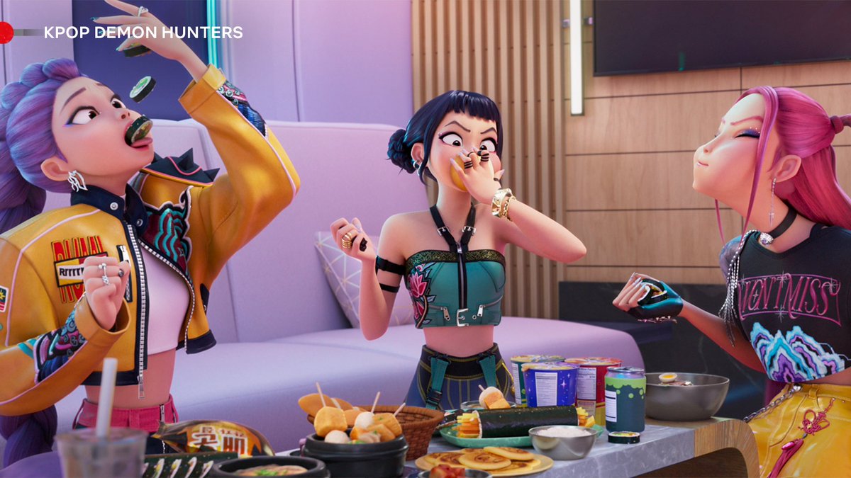 Netflix_PH's tweet image. it’s national junk food day so i know what i’m doing 🍦
#KiansBizarreBandB #JIN #진 #KPopDemonHunters #Huntrix #LovelyRunner #ByeonWooseok #KimHyeyoon #변우석 #김혜윤 #SoNotWorthIt #Youngjae #영재 #ChoiYujin #최유진