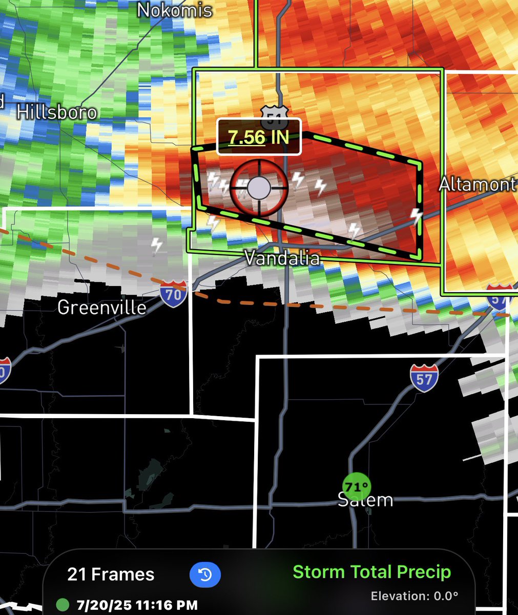 KevinLighty's tweet image. 7 1/2” of rain in parts of Fayette county just north of Vandalia.