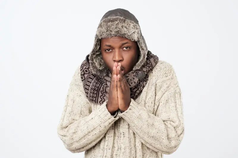 Feeling the chill?
Let your food be your heater! 🔥

🍲 Warm soups &amp; porridge
🌶️ Spices like ginger &amp; cinnamon
🌾 Whole grains
🥑 Healthy fats
🍽️ No skipping meals!

Eat smart, stay warm, and thrive this cold season!
#StayWarm #NutritionTips #July #Kenya