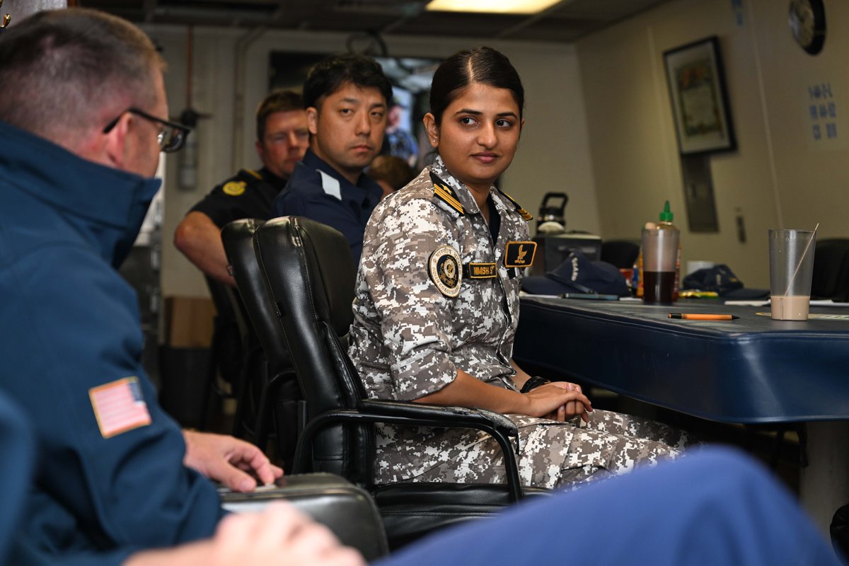 US7thFleet's tweet image. The U.S. Coast Guard Cutter Stratton (WMSL 752) arrived in Guam, July 3, after a landmark multinational sail with representatives from the maritime forces from Australia, India, and Japan.
Read more: ow.ly/oWAh50WsozZ
📸 by MC2 Kate Kilroy
#InternationalByDesign