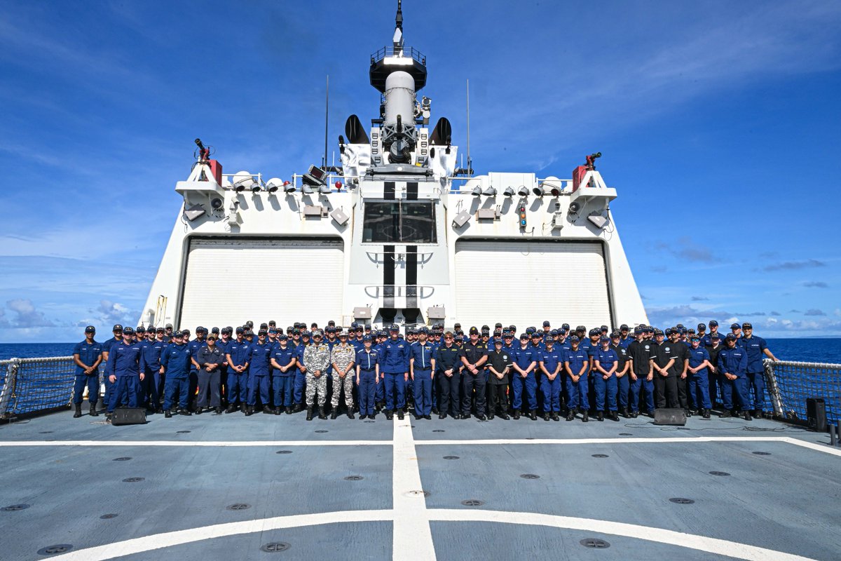 US7thFleet's tweet image. The U.S. Coast Guard Cutter Stratton (WMSL 752) arrived in Guam, July 3, after a landmark multinational sail with representatives from the maritime forces from Australia, India, and Japan.
Read more: ow.ly/oWAh50WsozZ
📸 by MC2 Kate Kilroy
#InternationalByDesign