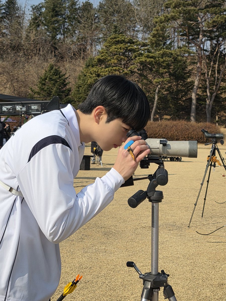 vibeactors's tweet image. [#차강윤]

Go straight and turn left
[번역] #표지호 해서 좌회전하세요•••✿ܓ

이번 주 펼쳐지는 한라기 대회! 🏹
tvN 월화드라마 &amp;lt;견우와 선녀&amp;gt;와 함께해요! 🧡

-
📺 tvN &amp;lt;견우와 선녀&amp;gt; / 월·화 오후 8시 50분

#차강윤 #ChaKangYoon
#배우 #actor
#tvN #견우와선녀 #표지호
#drama #kdrama