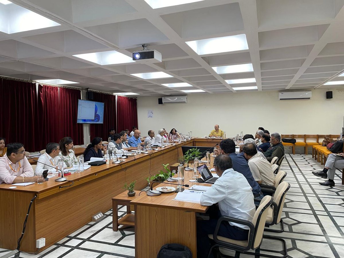 BricDbt's tweet image. Dept of Biotechnology held a Chintan Shivir with iBRIC+ Directors, BIRAC & BRIC teams to discuss strategic initiatives. A special session focused on shaping a 5-year vision to define thematic niches for each institute & drive futuristic research in biosciences. #BRIC #iBRIC+