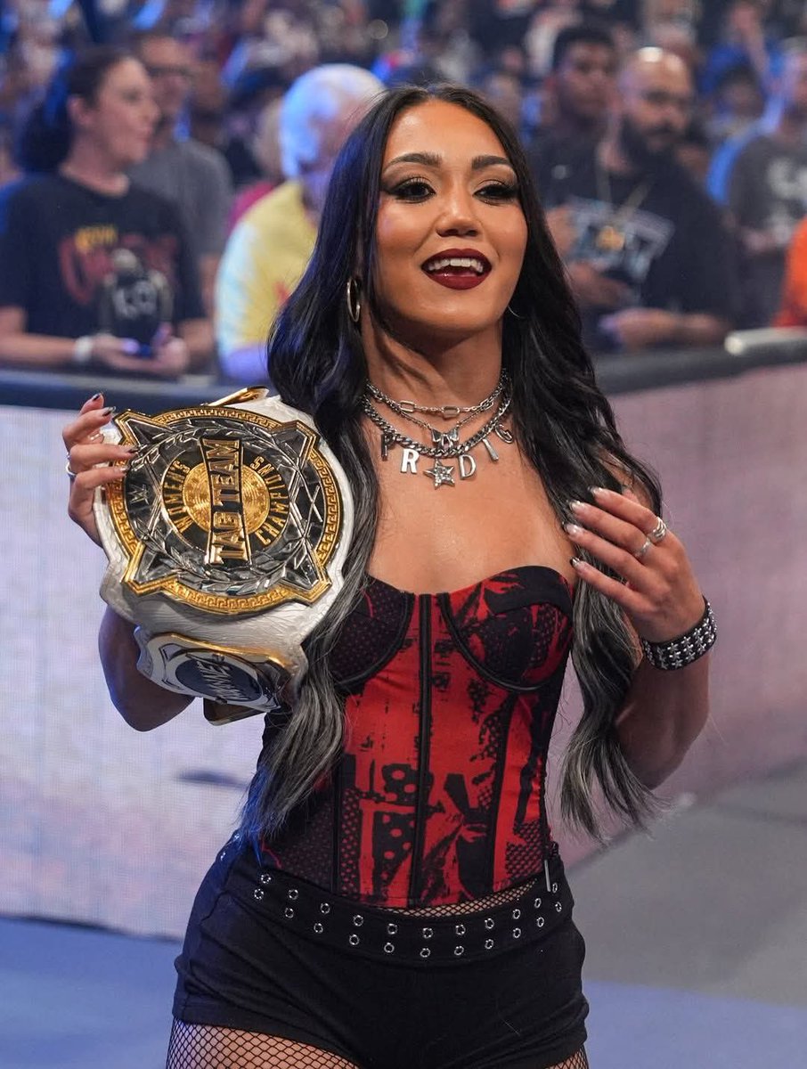 Roxanne Perez 🖤🖤🖤🖤