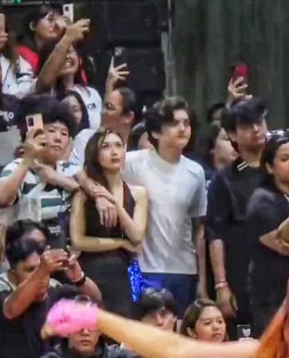 We Love Da Tea 🗳 (+Poll) (@ciwatch) on Twitter photo Grainy but ICONIC 📸 of FRANSETH 💙🩵
Congrats to Seth Fedelin and his team for the big win! 🏆🔥
And shoutout to the ever-gorgeous #FrancineDiaz for being right by his side. Power duo energy! 💖
#AllStarGames2025
#SethFedelin
<a href="/imsethfedelin/">Seth Fedelin</a>
<a href="/francinecarreld/">Francine Diaz</a>
<a href="/ABSCBN/">ABS-CBN Entertainment</a> Grainy but ICONIC 📸 of FRANSETH 💙🩵
Congrats to Seth Fedelin and his team for the big win! 🏆🔥
And shoutout to the ever-gorgeous #FrancineDiaz for being right by his side. Power duo energy! 💖
#AllStarGames2025
#SethFedelin
<a href="/imsethfedelin/">Seth Fedelin</a>
<a href="/francinecarreld/">Francine Diaz</a>
<a href="/ABSCBN/">ABS-CBN Entertainment</a>