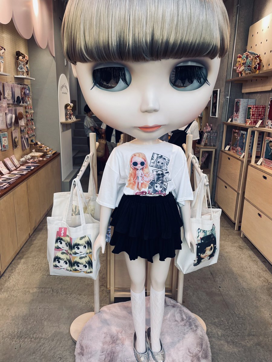 原宿のブライスは今日もかわいいけれど