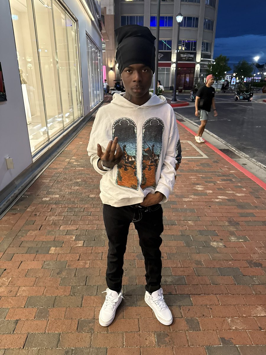 b5baq's tweet photo. U fw meh https://t.co/NLI5RdCZPP