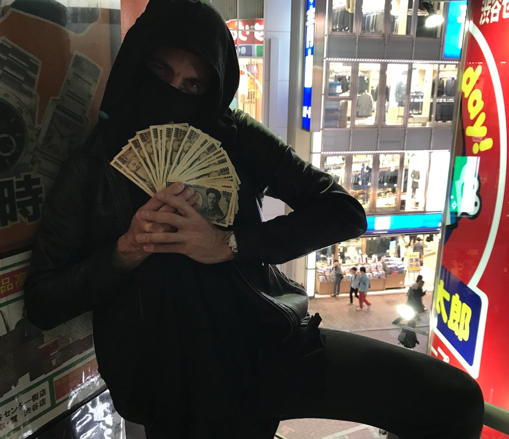 bensig's tweet image. In 2017, I bought a laptop in Japan by selling 3.5 BTC on localbitcoins...
Today that's $420,000 macbook pro... screen died 4 years ago.
What's your worst Bitcoin purchase?