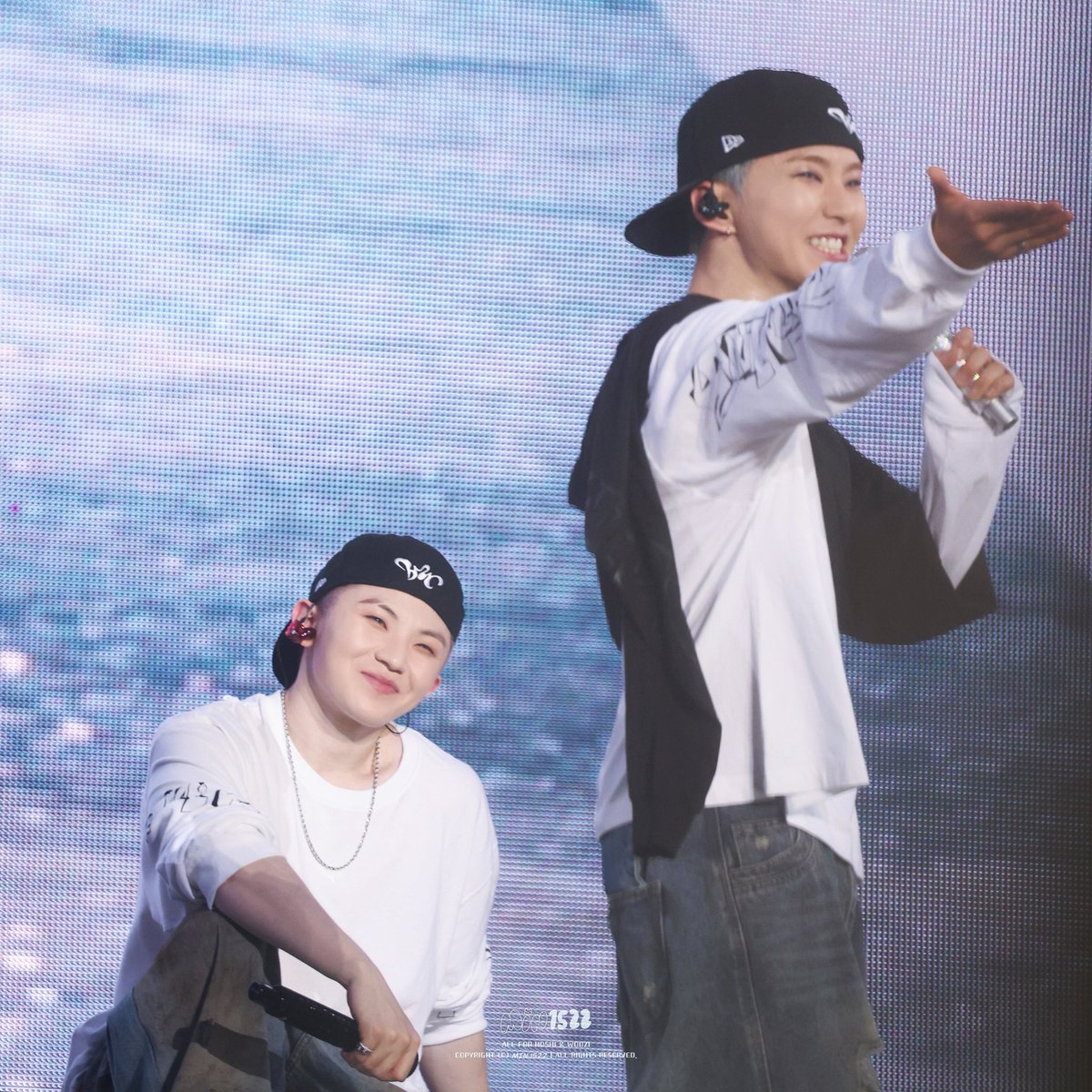 250720 호시우지 부산 팬콘

지훈 -> 순영 -> 캐럿 🩵

#호시 #hoshi #ホシ #SEVENTEEN #호우
#우지 #WOOZI #ウジ #SEVENTEEN #세븐틴