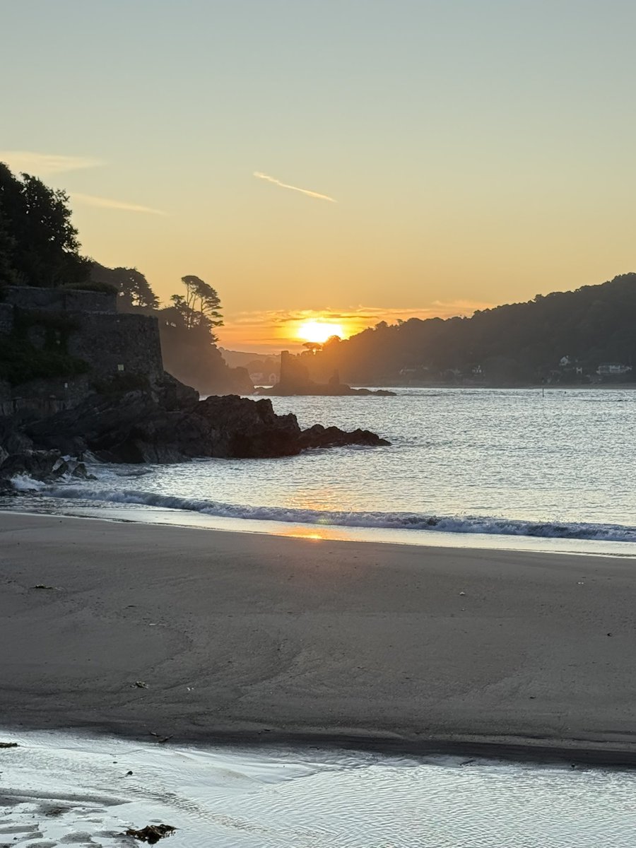 ostizeuropean's tweet image. Monday morning beach walk, South Sands, Salcombe @SouthSandsHotel