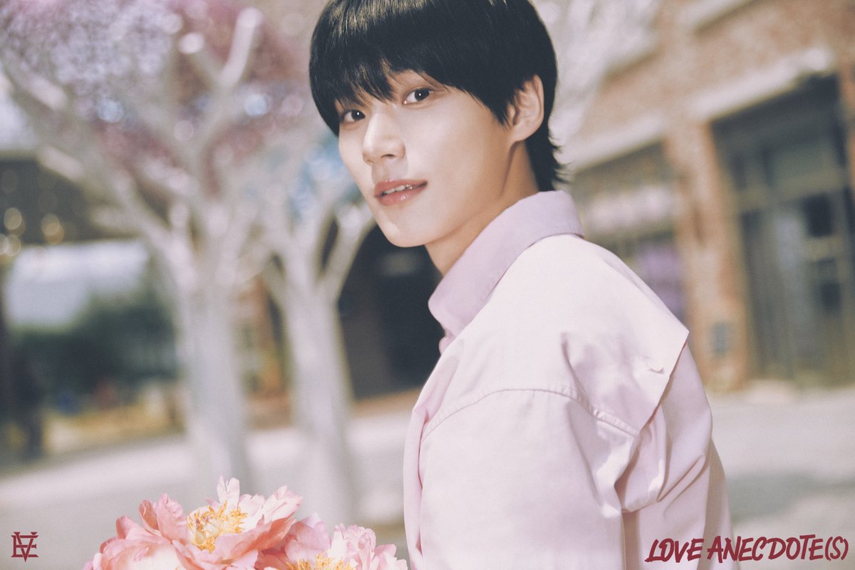 EVNNE_official's tweet photo. EVNNE 5th Mini Album 
[LOVE ANECDOTE(S)] 

Concept Photo Mellow ver. 
#박한빈 #PARKHANBIN 

#EVNNE #이븐 
#LOVE_ANECDOTES #How_Can_I_Do 
#20250804_6PM https://t.co/N1SqjfS5aV