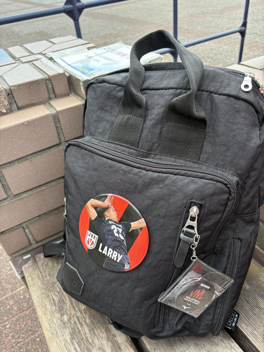 ひゅ tweet media