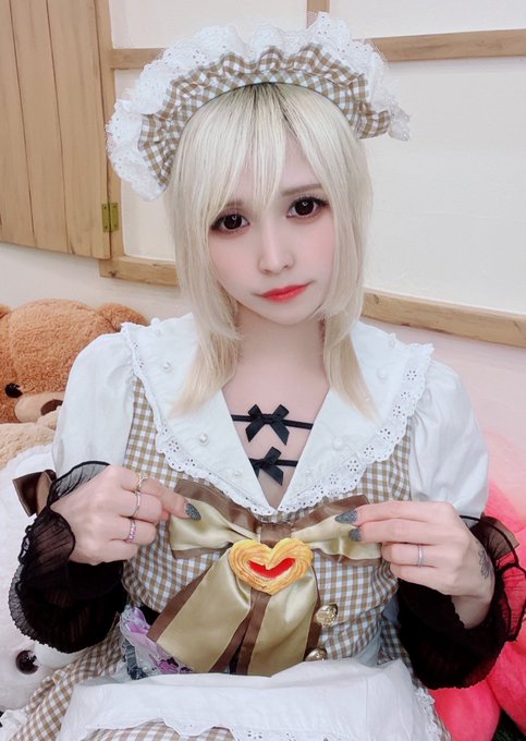 シャルロッテのツイート