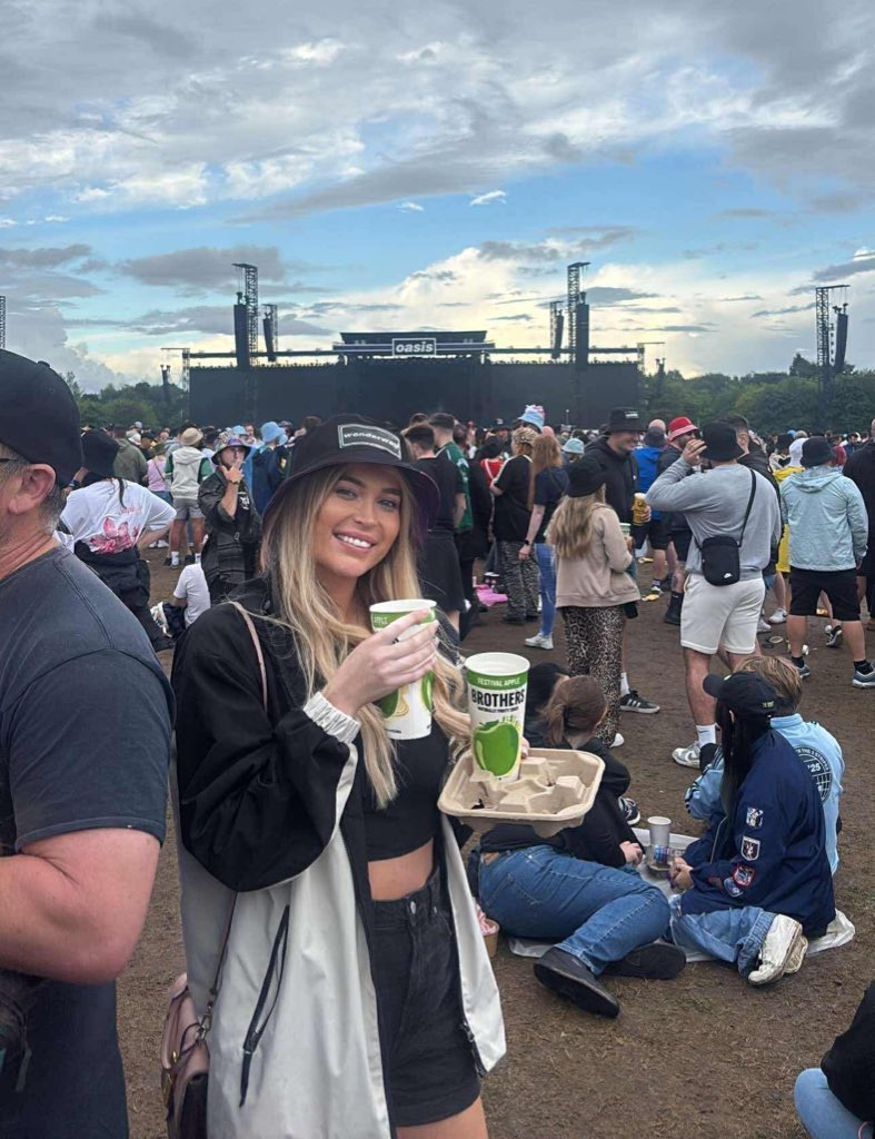 S T E P H B 🇾🇪 tweet media