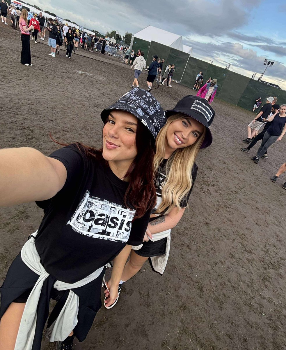 S T E P H B 🇾🇪 tweet media