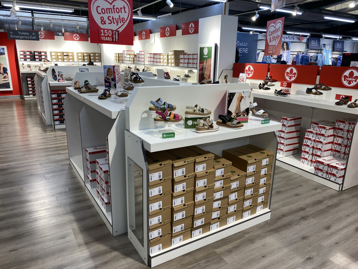 threepointpos's tweet image. Take a look at one of our recent store fit out projects we did for Brevitt Rieker shoes at the Palmers Garden Centre, Ullesthorpe🥾👟
 
Read more here - lnkd.in/ehDS5--j

#FitOut #RetailDisplay #GardenCentre #POS