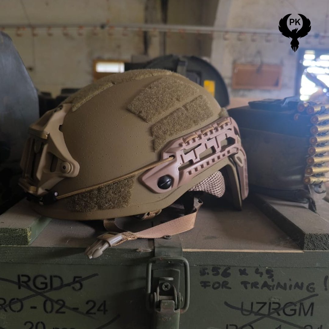 KonstantinTeam's tweet image. 🪖 A big thank you to all our donors — your support keeps our defenders protected.
This helmet was purchased for a soldier whose gear was destroyed (the soldier is okay).
A special shoutout to the anonymous donor from South Africa — your kindness made a direct impact.