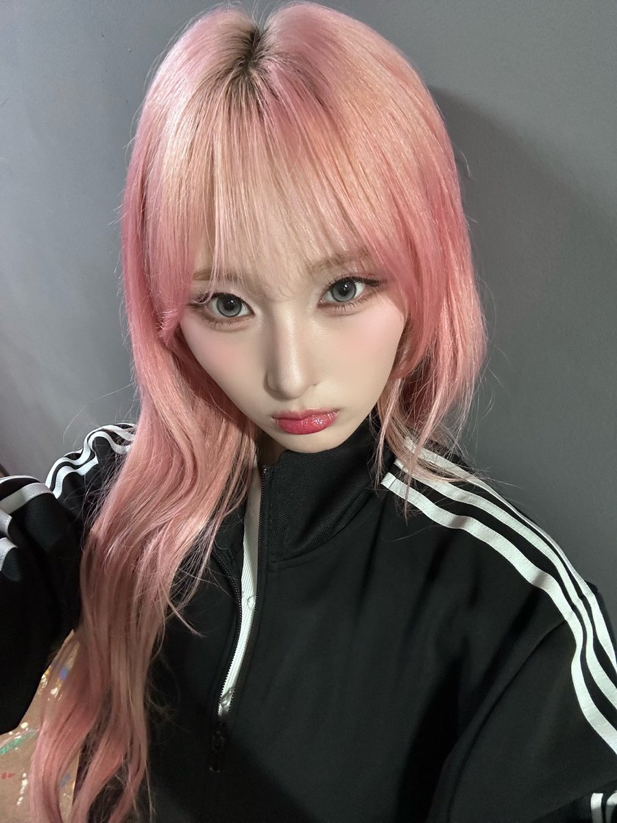 I_m_chillin's tweet image. 장마가 끝났다구 합니당!! 다들 더위 조심하세요🫠
#ICHILLIN #아이칠린 #CHOWON #초원