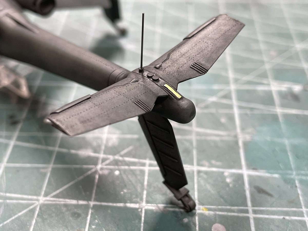 wizard03_765's tweet image. 1/144 AFH-02B ヘルハウンド
全パーツ塗装&ウェザリング完了。
で、仮組。
カッコイイ(^^)
あとは苦手なデカール貼りだなぁ…
#パトレイバー
#パト2