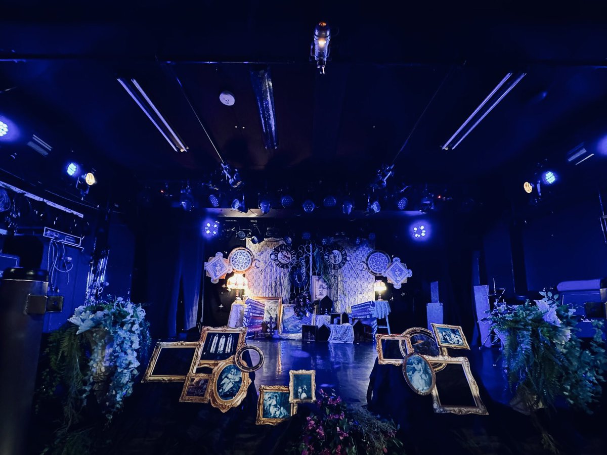 すいちゃん生誕祭！衣装もスタンド花もステージの装飾も全てが高クオリティに、すいちゃんの世界観を作り出しててマジ凄かった😳

そんな魔法学校に通う伊倉すいさんのお客さんを魅力する魔法にずっとニヤニヤがとまらんやったし🥰

なにより来年もやりたい！と言ってくれたのが本当に嬉しかったよね🌟