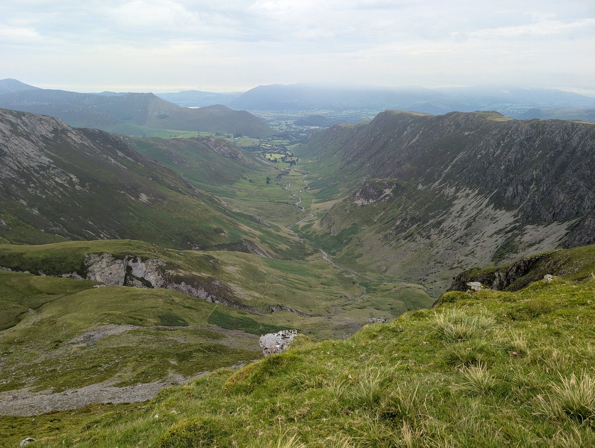 Lakes_Graham's tweet image. Looking back on a great weekend with friends on a long walk with many ups and downs from Honister to Keswick in the Lake District.