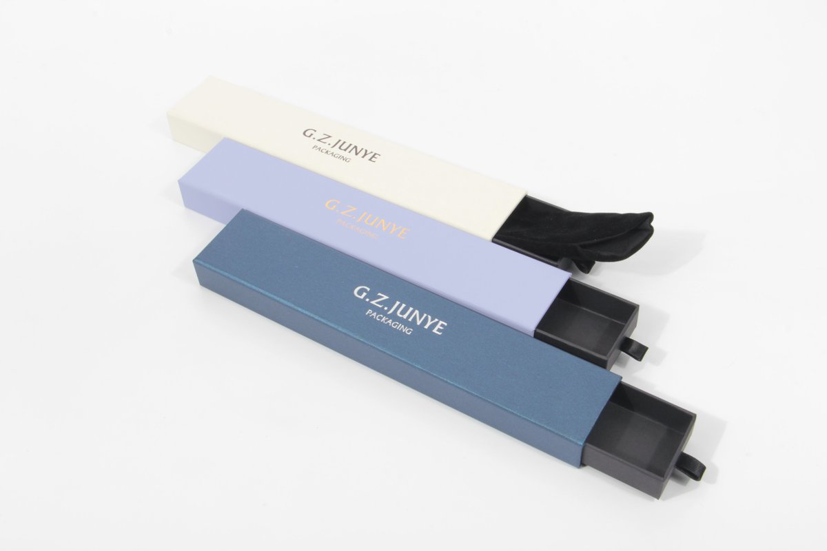 JunyeTracy's tweet photo. Long drawer box for reed diffuser stick. 😍
Custom in your logo design. ❤️
📞WA: +86 147 784 28546
💌junye004@junyepackaging.com
#EcoFriendly #PackagingDesign #junye #box #paperbox #giftbox #jewelrybox #apparel #jewelry #pouch #jewellery #jeweler #packaging #jewel #shirt #clothes https://t.co/UEPER70KCx