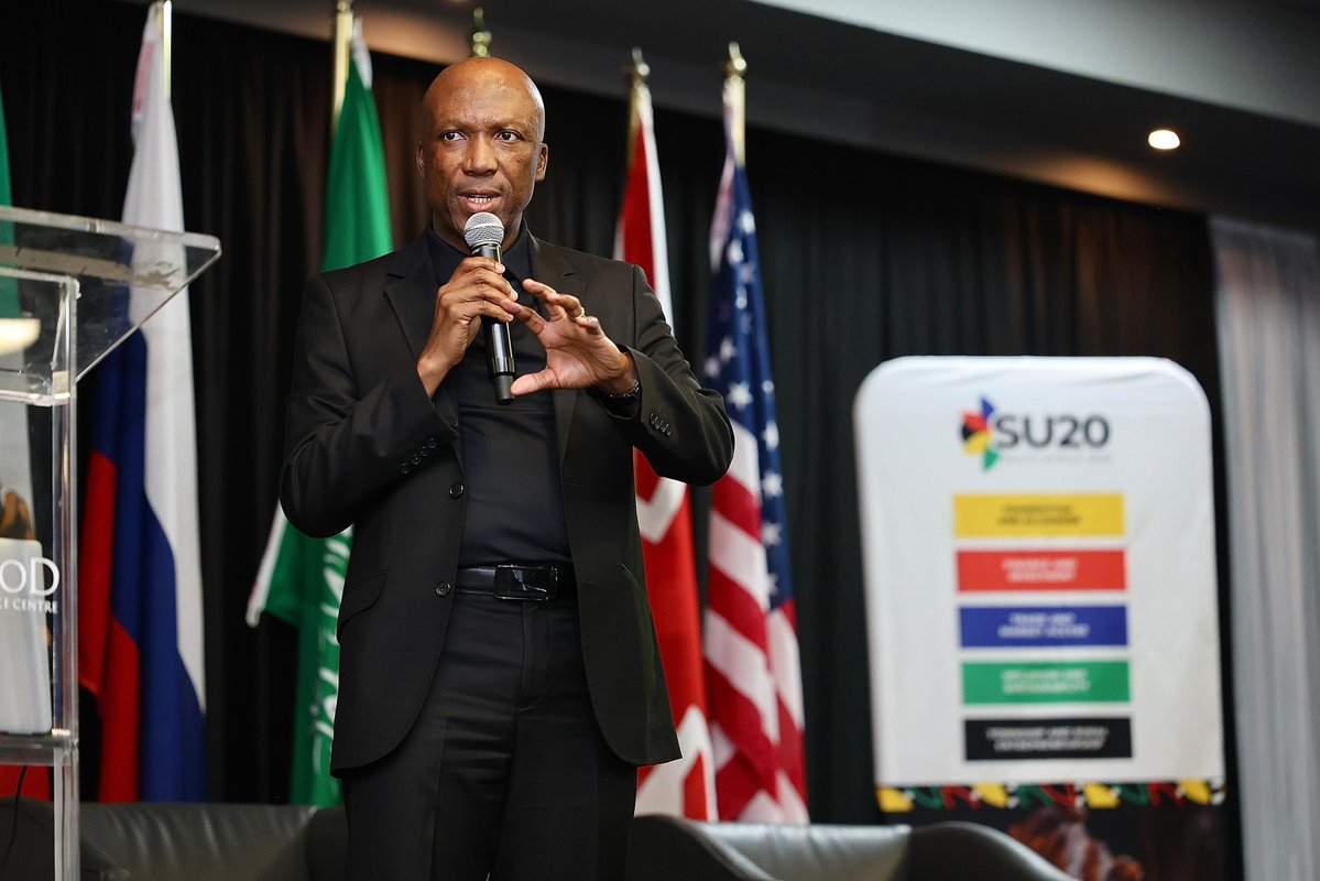 DSBD_SA's tweet image. MTN General Manager - SME and Indirect Channels, Mr. Nkosi Khumalo provided insight into inspiring change, stating, "As the MTN Group, we have invested in 4 and 5G technology to support businesses, developed a fintech platform to support small businesses with insurance…