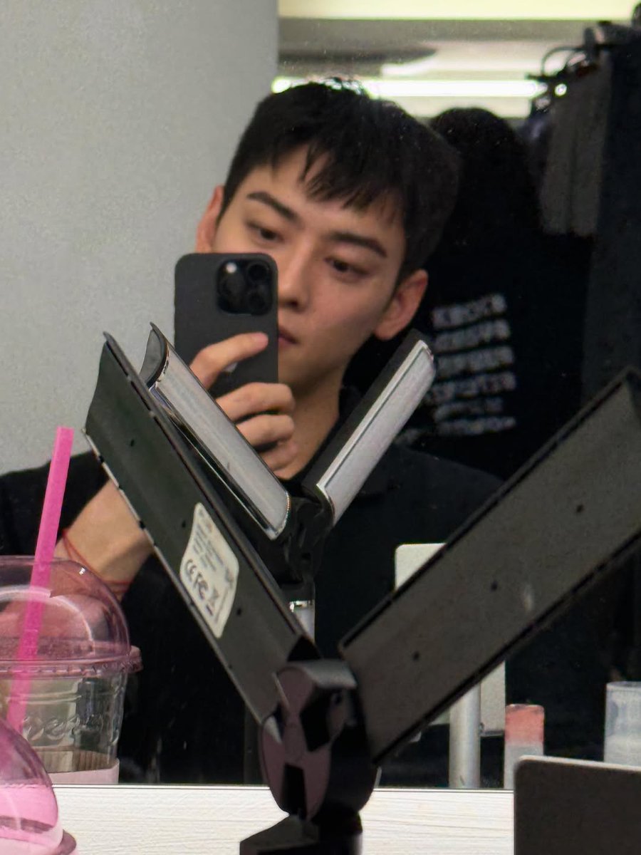 Annyeong Oppa tweet media