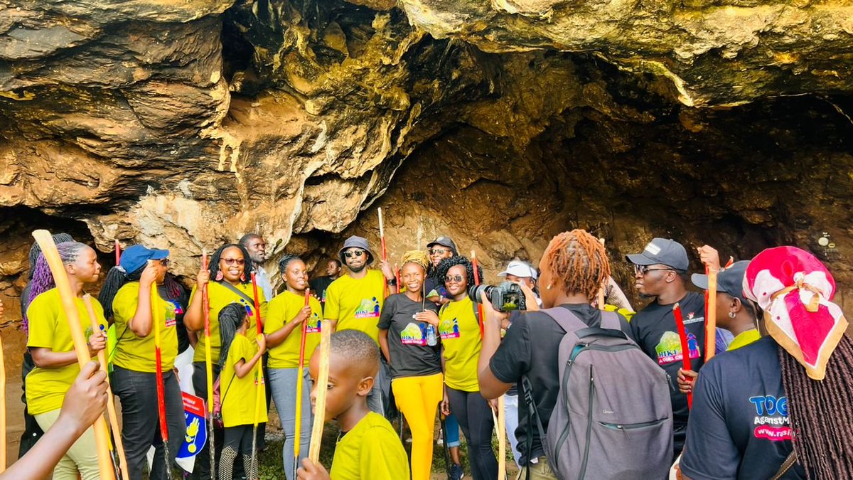 Irise Institute East Africa (@iriseeastafrica) on Twitter photo We recently joined our partner <a href="/RaisingTeensUg2/">Raising Teenagers Uganda🇺🇬</a> and others for the annual #Hike4GirlsUg, a powerful advocacy event on Mt. Tororo aimed at breaking menstrual stigma and increasing access to period products for schoolgirls in Eastern Uganda.
#MenstrualJusticeForAll
#Hike4GirlsUg We recently joined our partner <a href="/RaisingTeensUg2/">Raising Teenagers Uganda🇺🇬</a> and others for the annual #Hike4GirlsUg, a powerful advocacy event on Mt. Tororo aimed at breaking menstrual stigma and increasing access to period products for schoolgirls in Eastern Uganda.
#MenstrualJusticeForAll
#Hike4GirlsUg
