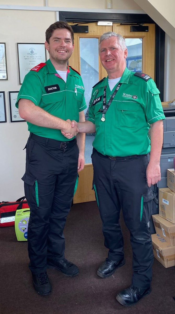 Another busy weekend in green with the amazing <a href="/SJACymru/">St John Ambulance Cymru</a> team! Wrapped up my final summer concert at the Principality Stadium Saturday, then helped 10 new Ambulance Crew through their PTA course in Pontardulais Sunday. Would’ve shaved if Ray warned me about the photos! 😂