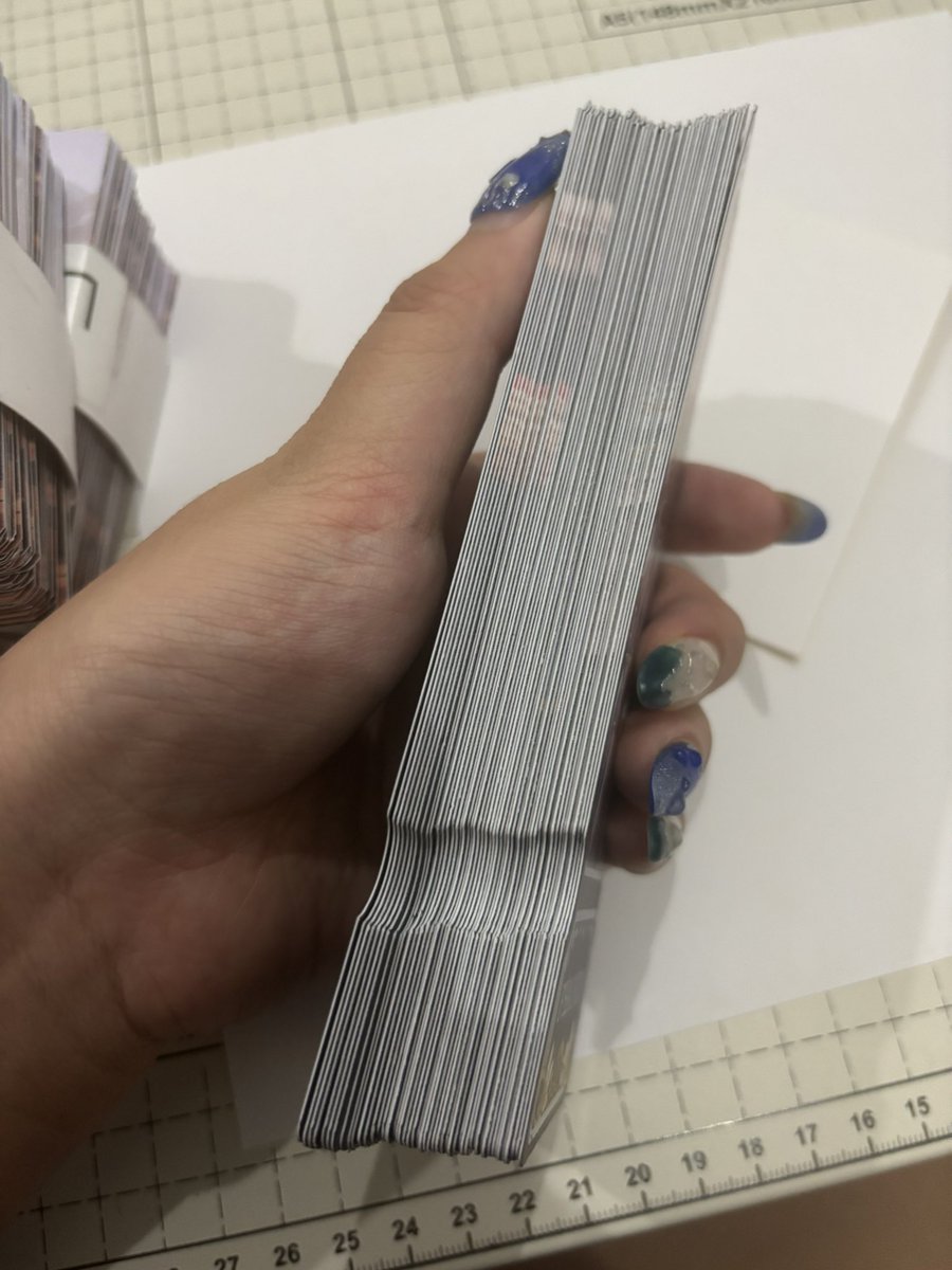 ivertryst's tweet image. For the newer batch tickets, i will change the material because look at how many defects i have 😭
And i can't keep complaining to the manu