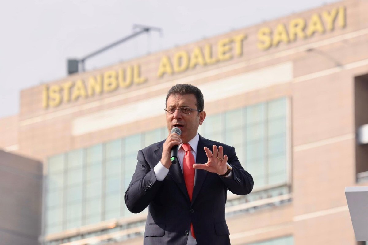 İBB soruşturması kapsamında İmamoğlu İnşaat dahil 20 şirkete birden aynı kişinin kayyum olarak atandığı ve kayyumun 20 ayrı maaş aldığı öğrenildi. (Sözcü)
