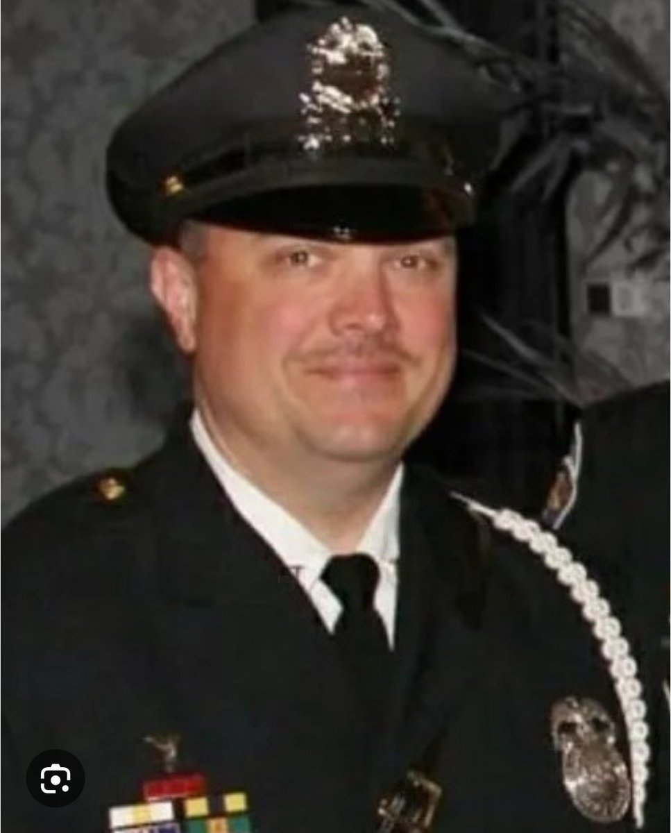 ROCLocustClub's tweet image. Three years ago today, our brother was taken from us while doing his job.
Officer Anthony Mazurkiewicz was murdered in the line of duty on July 21, 2022.
Maz lived as a hero to his family and friends, and died as a hero to Rochester.