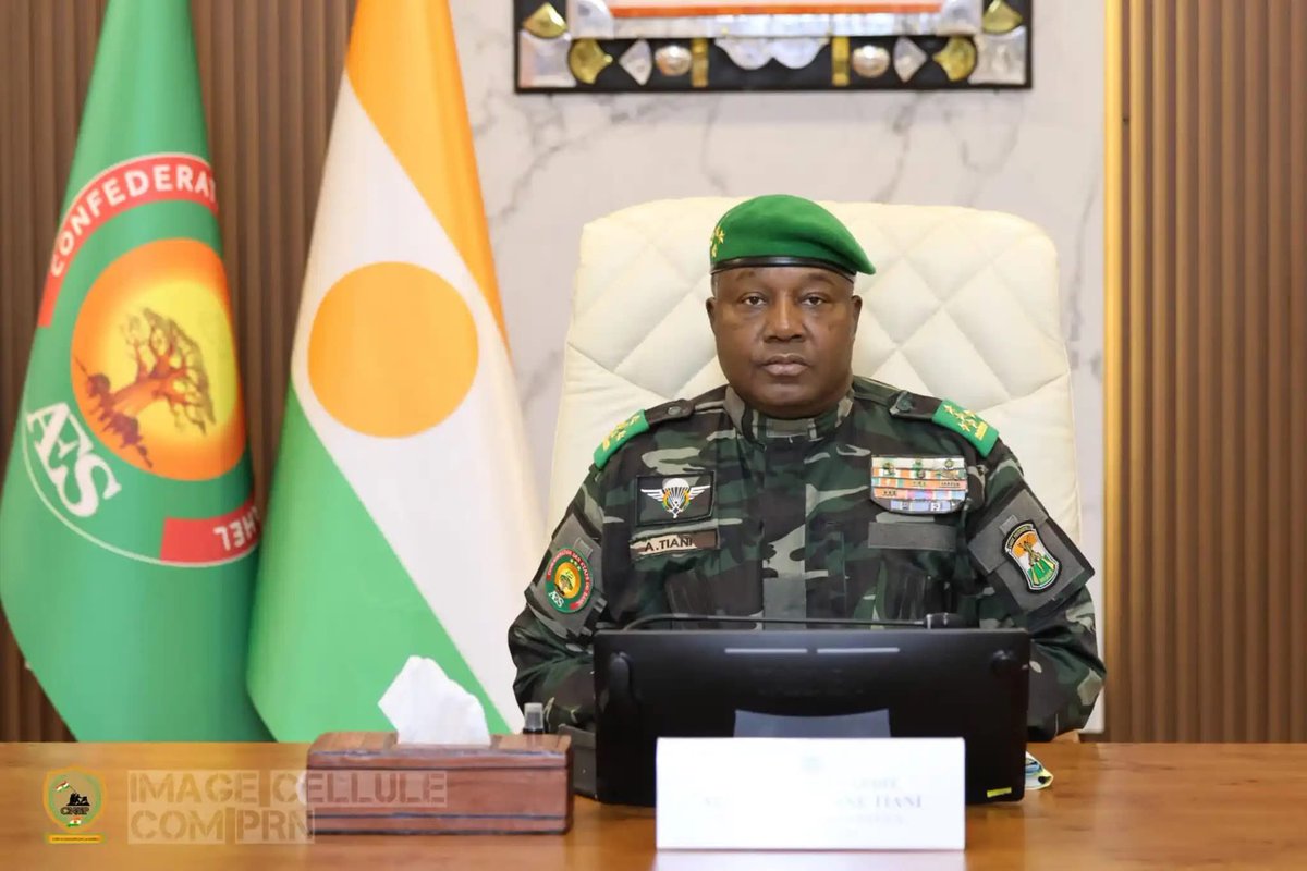 Aesalerte's tweet image. Le gouvernement nigérien entend combattre le renchérissement d’année en année des frais de scolarité et la disparité observée entre les établissements souvent de même catégorie.