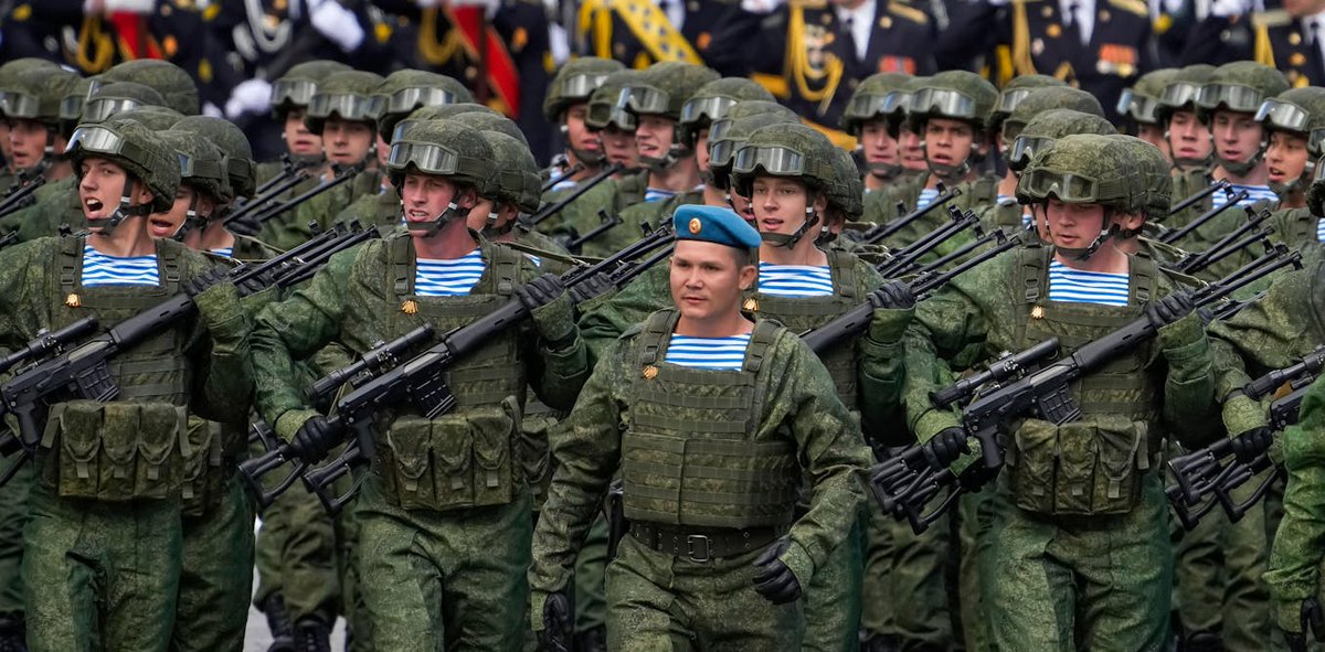analyst_po83031's tweet image. The evacuation of civilians from Pokrovsk should start (it is a Russian objective to capture this city during the summer offensive).
Pokrovsk will fall.
Expect heavy fighting and, of course, a Russian victory.
We still don't know the exact number of population in Pokovrsk.