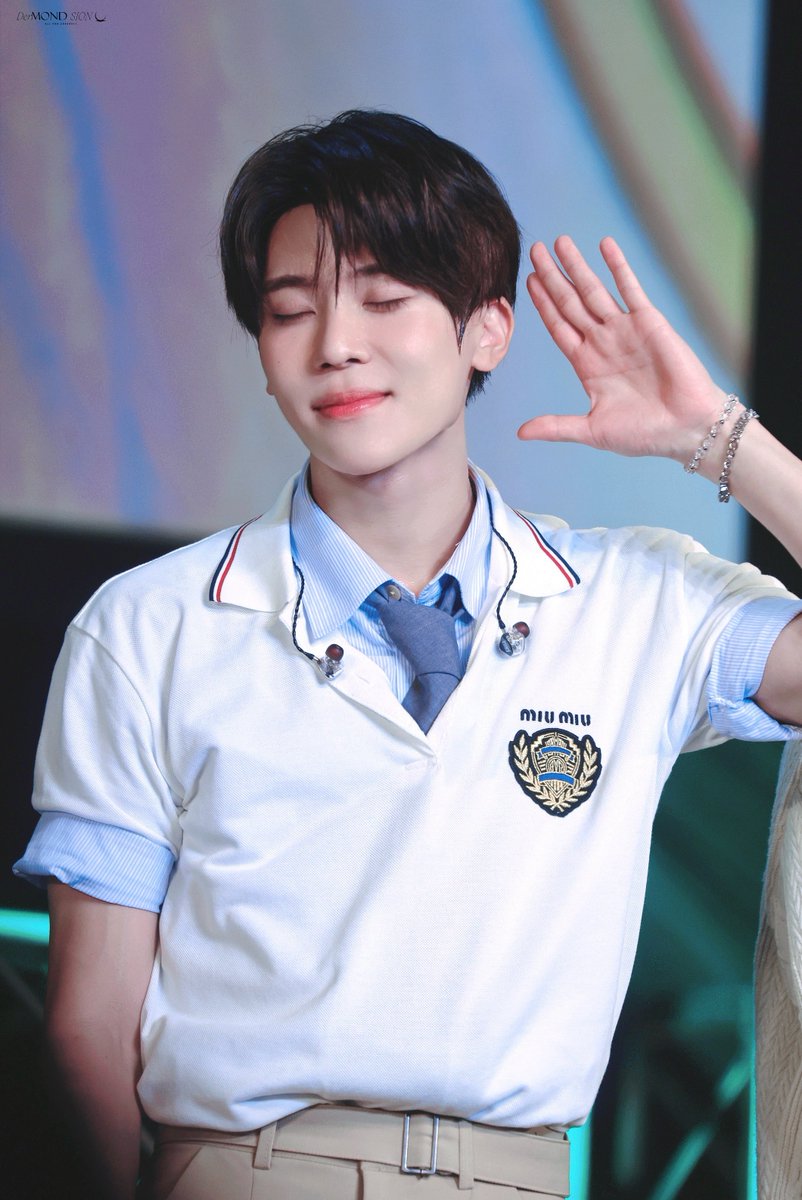 DerMond_SION's tweet image. 20250721

#시온 #SION #シオン
#NCT #NCTWISH