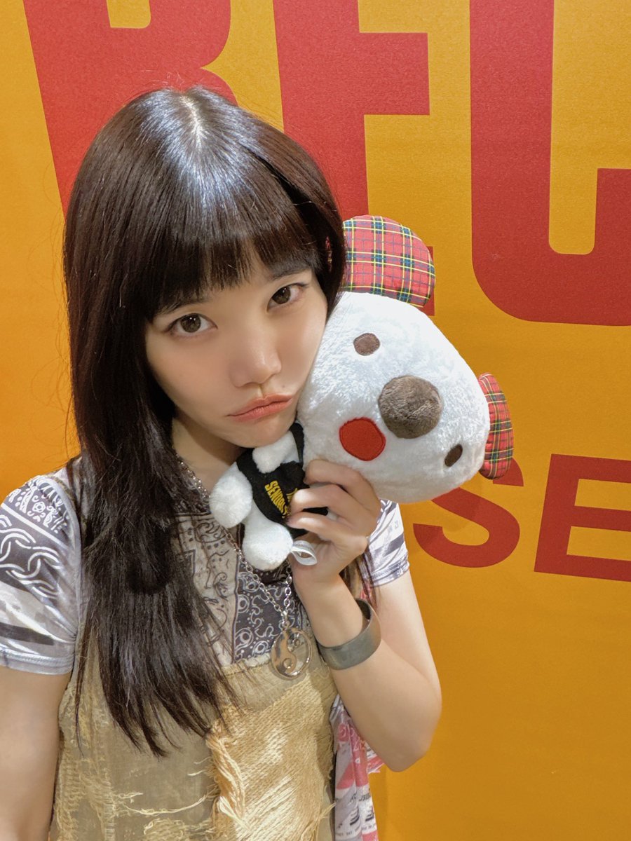 Chittiii_BiSH's tweet image. 写真と握手
ありがとうねっ仙台も
あーーったかいひとたちばかり
らぶあるばむ愛してくださいなっ
このあとは仙台パルコで
公開ラジオっす!おす