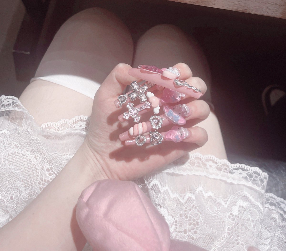 rrrr_kitty's tweet photo. 第一次自己做的 美乐蒂可爱 https://t.co/9MkyYXxdYq