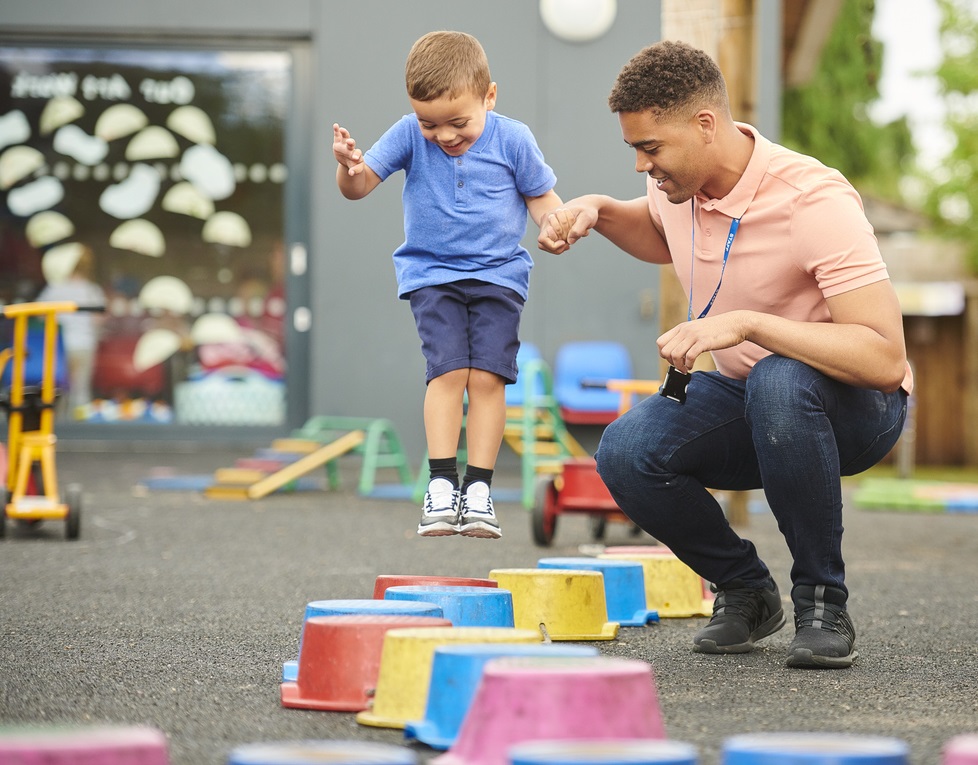 SurreySENDLO's tweet image. The Surrey Short Breaks team is offering free inclusive summer activities for children and young people with additional needs! The activities are open to families currently eligible for the Short Breaks service. To find out more and register visit: orlo.uk/lARAb
