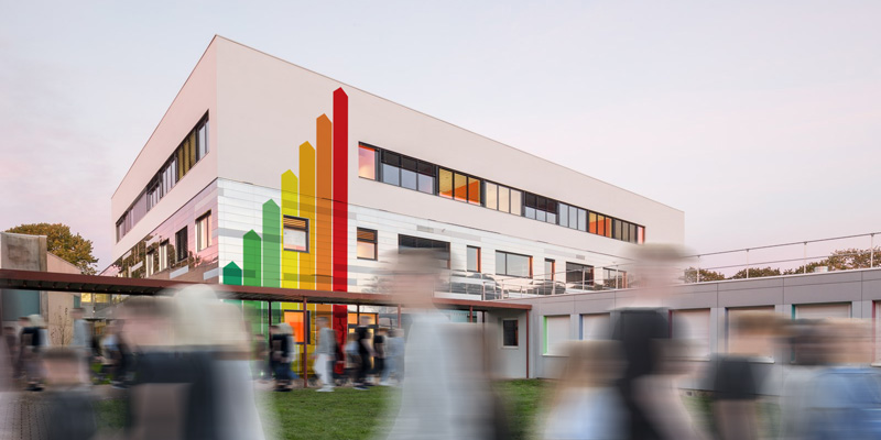 Quotidiag's tweet image. 📚 Une licence pro unique à Saint-Nazaire forme les futurs diagnostiqueurs avec rigueur, terrain & insertion pro.
Exemple inspirant alors que le rapport Buzy-Cazaux sur la formation est imminent.
🔗 f.mtr.cool/mtzwtmaede
#DPE #diagnostic #formation