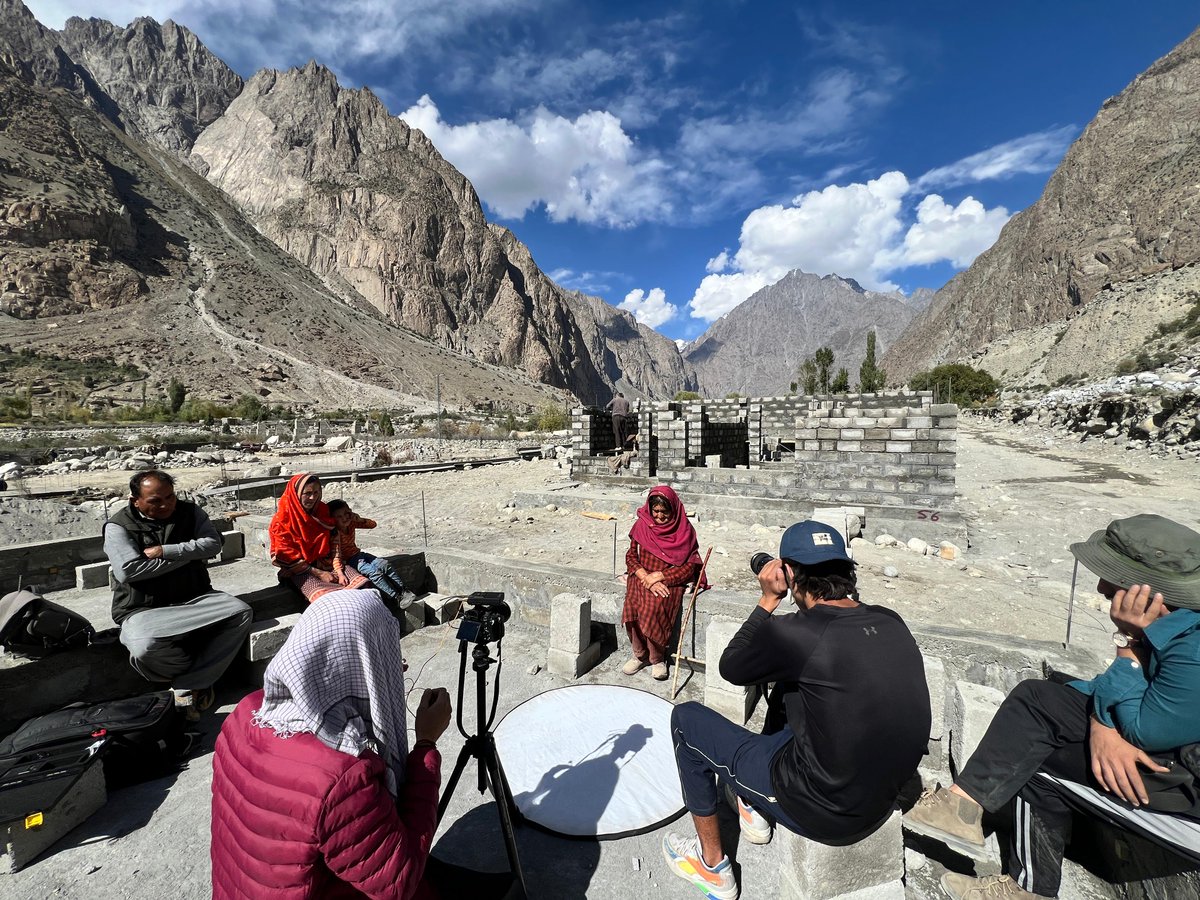 IMSforfreemedia's tweet image. #ImpactReport2025: @IbexMedianetwrk's reporting on the impact of climate change in vulnerable mountain communities in Pakistan won them a prestigious award. mediasupport.org/pakistan-media…