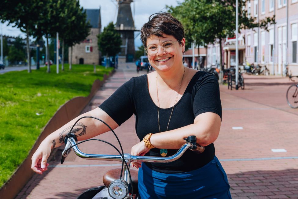 podstreetsahead's tweet image. NEW EPISODE! 🚨 @laura_laker speaks with Melissa Bruntlett @modacitylife about the topics in her upcoming book: "Women Changing Cities: Global Stories of Urban Transformation."
Listen here - or wherever you get your podcasts.
shows.acast.com/streets-ahead/…