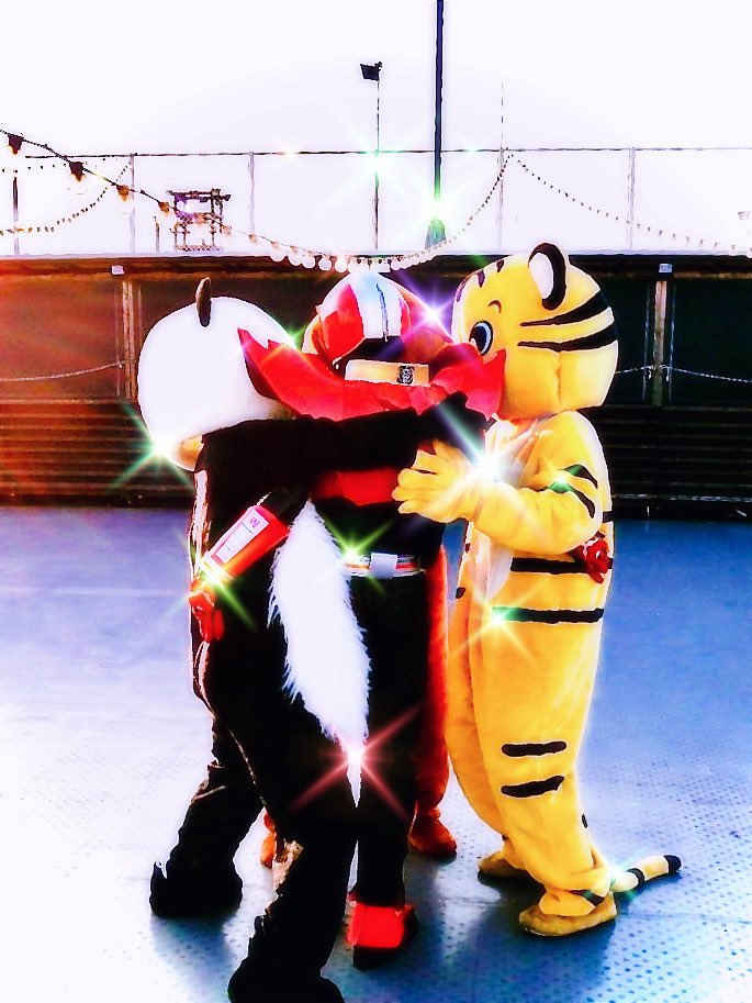 AmuroRare2's tweet image. 良い大人のみんな!
こんばんは!マジマスターです👋😙
どれだけ時間がかかっても
笑顔と真心を忘れない人は、ちゃんと幸せにたどり着く
いい人には、いい人が引き寄せられるようにできている
さあ今週も元気にいきましょうね✊
#宇都宮市 #栃木県