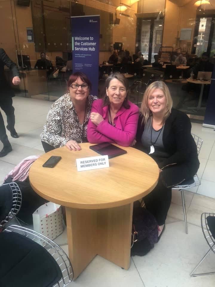 Emma4facs's tweet image. #Justice #CompensationforValproate
10yrs ago along with @tpearce003 we @JanetWilliams99 met then Health Sec @Jeremy_Hunt and presented archive evidence of the misregulation and subsequent cover up of #Valproate
10 YEARS ago !!!!!