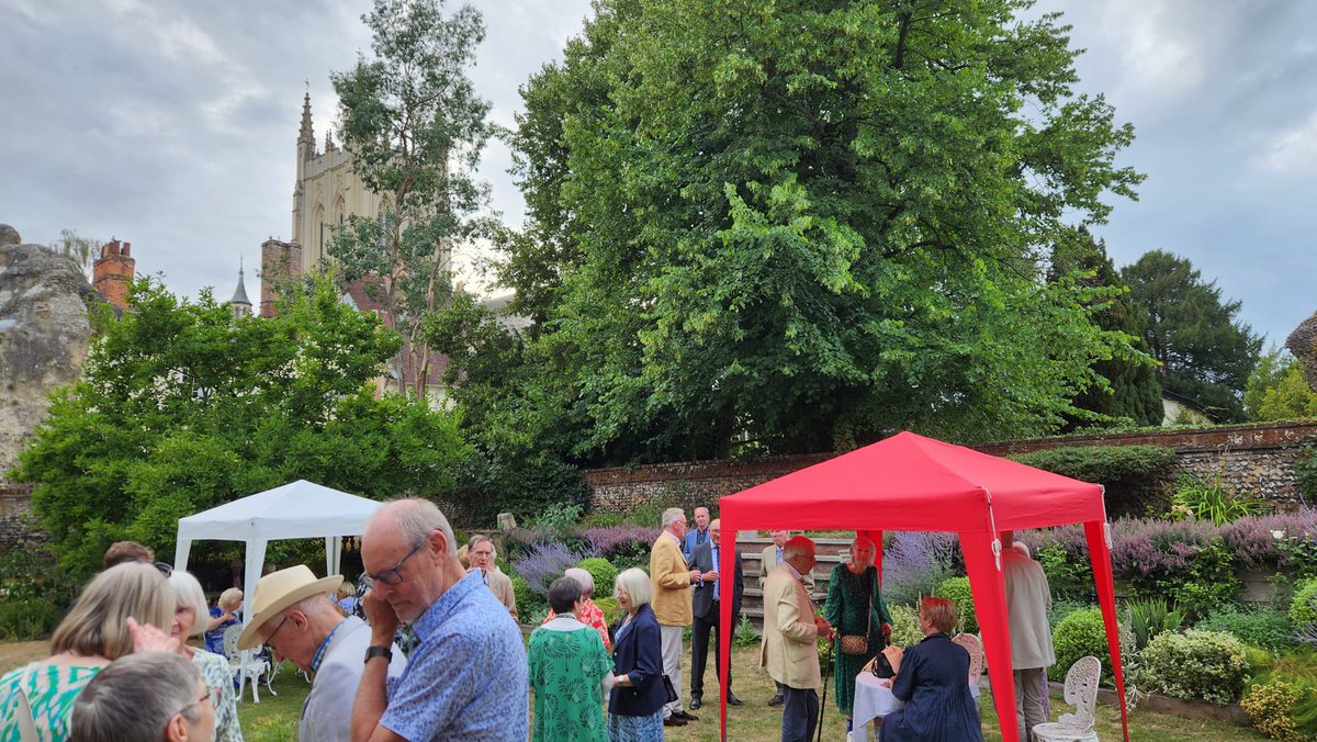 stedscath's tweet image. Last week we welcomed Patrons and the congregation to the Deanery to celebrate their support and the community. Thanks so much to those who joined us and viewed the recent renovations.