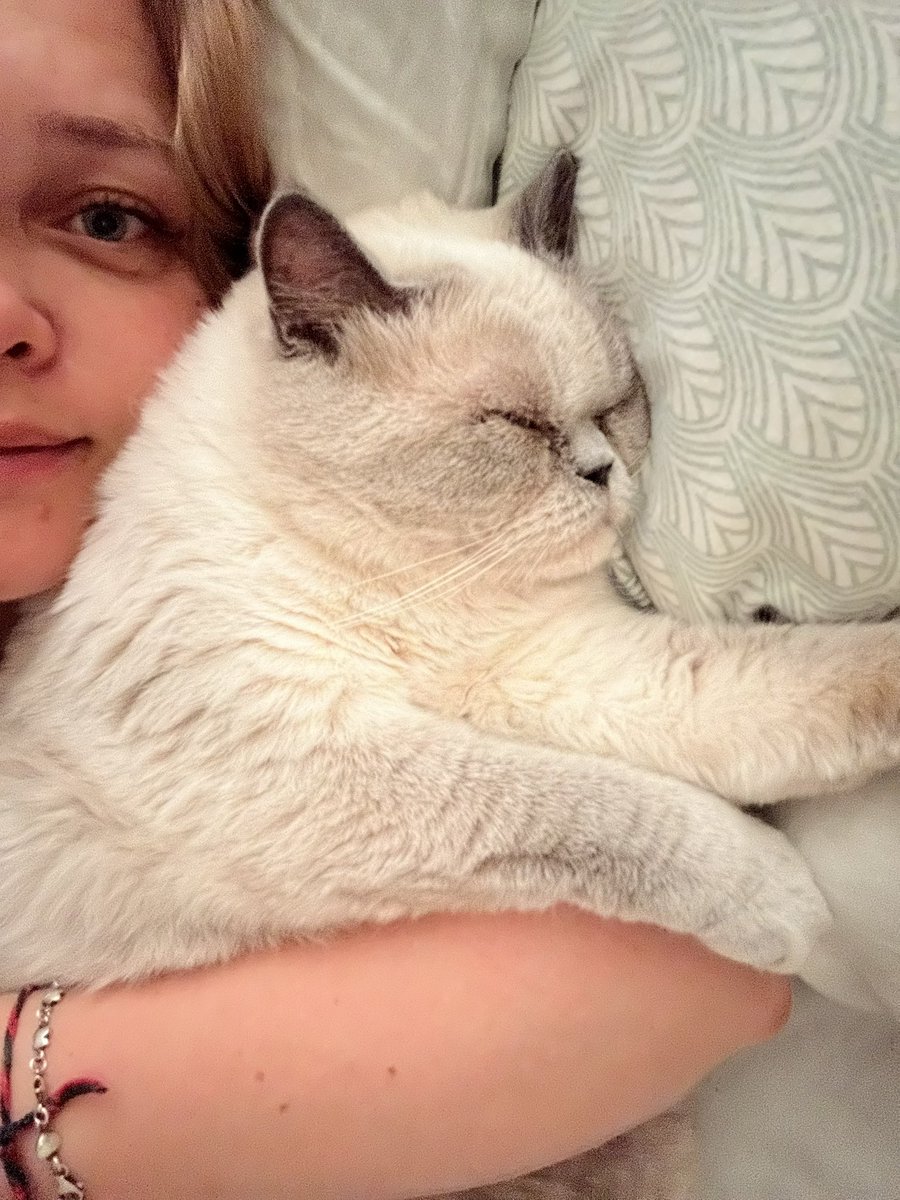AnnaFil_Ukraine's tweet image. If bags under my eyes are any indication, the night in Kyiv was loud and sleepless.
russian media are saying their strategy during Trump’s 50-day deadline will be to destroy us as much as they can.
But we’ll survive it, won’t we?