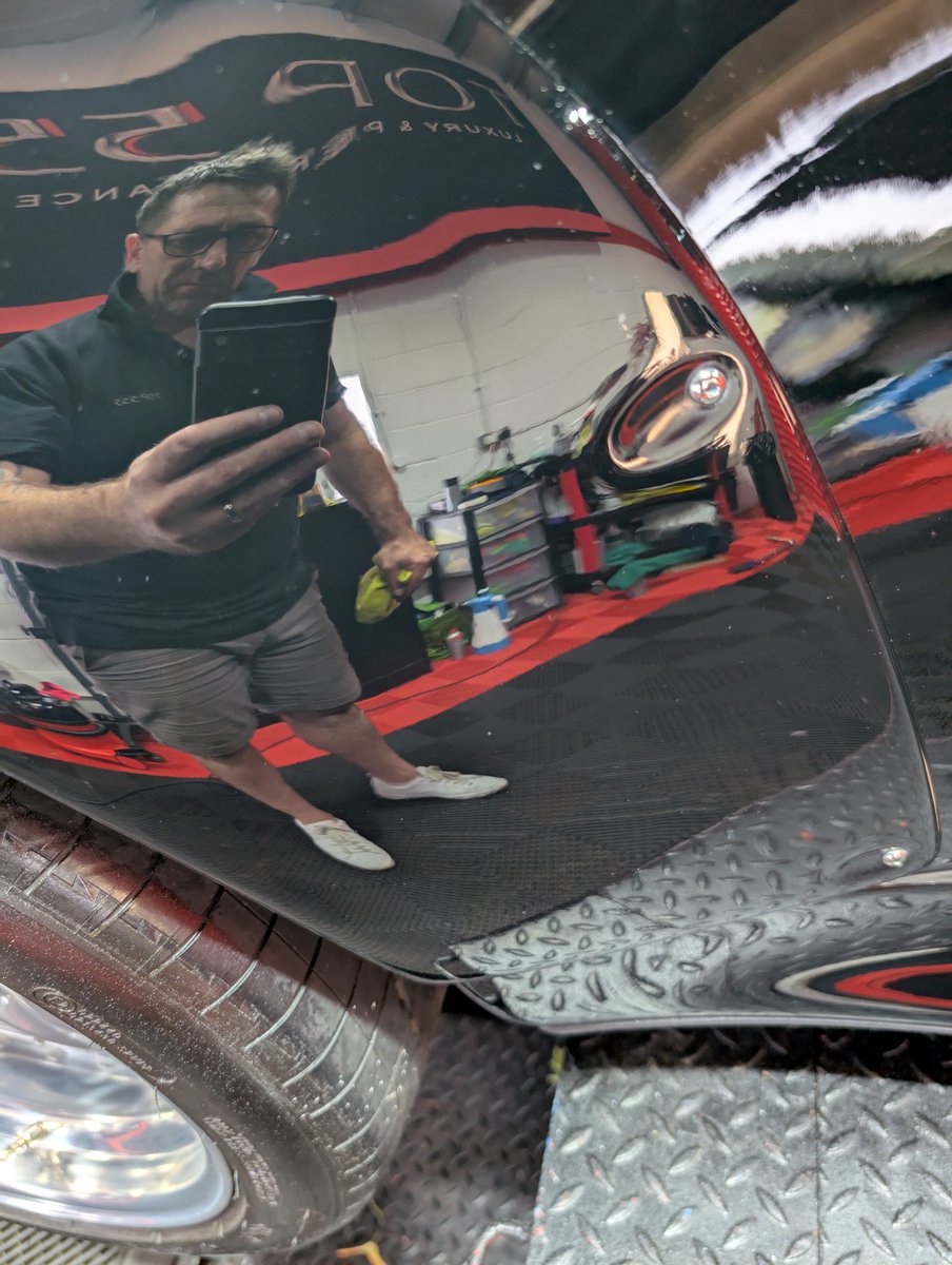 BeauTechnique's tweet photo. When you know the job inside out. Solid black. 31 years experience. No challenge #paintcorrection #chiprepair #smartrepair #machinepolishing #detailing #porschegt2 #widowmaker #supercar #hypercar https://t.co/gRw2EJCKA9