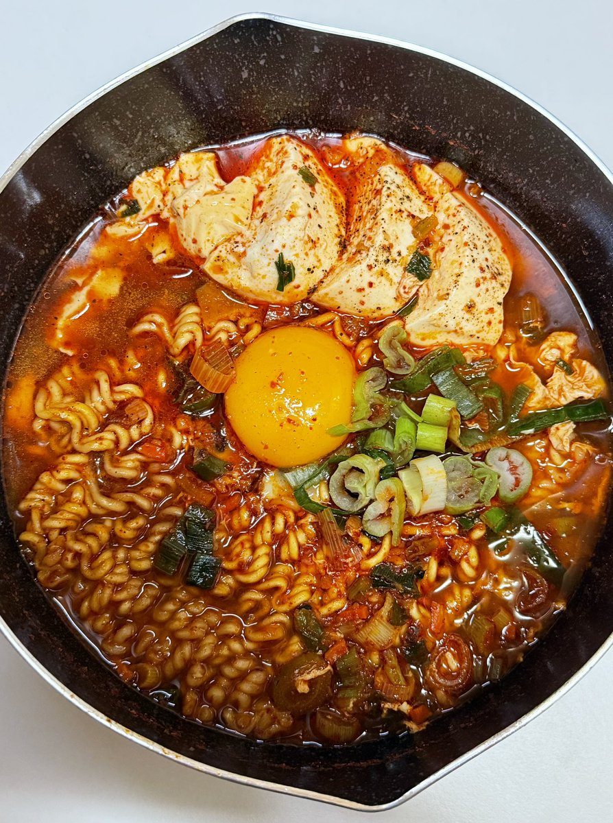 among_ee's tweet image. 순두부 열라면 쿨타임 찼다
